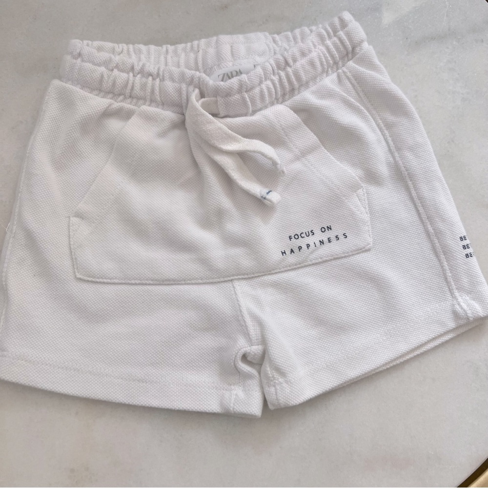 ZARA White Shorts (size 18-24M)